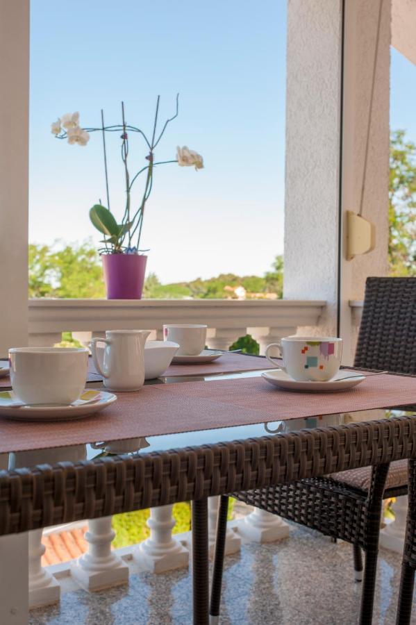 Apartments Somi Poreč Eksteriør bilde