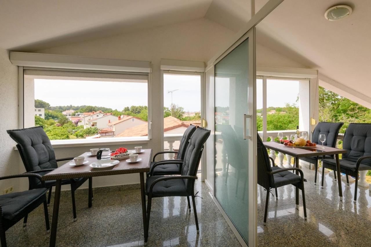 Apartments Somi Poreč Eksteriør bilde