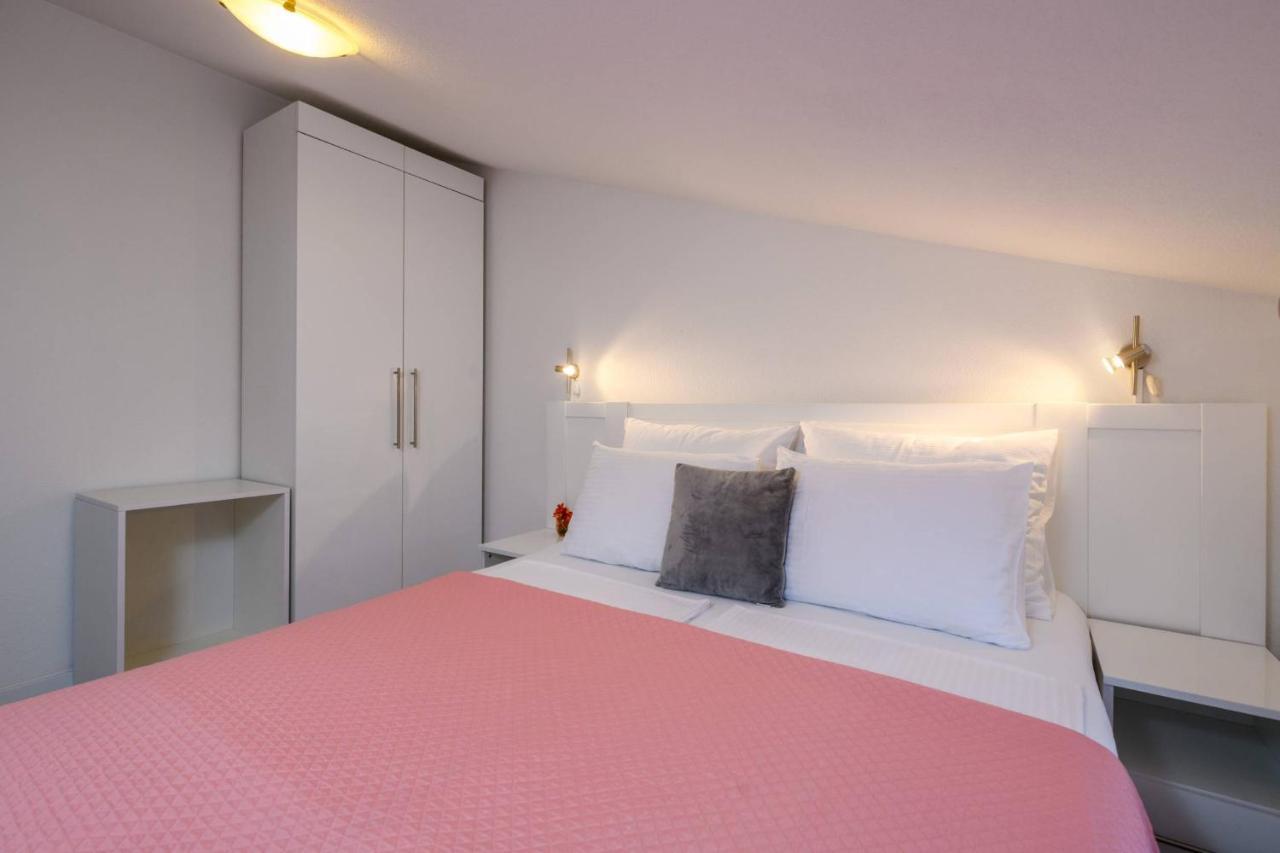 Apartments Somi Poreč Eksteriør bilde