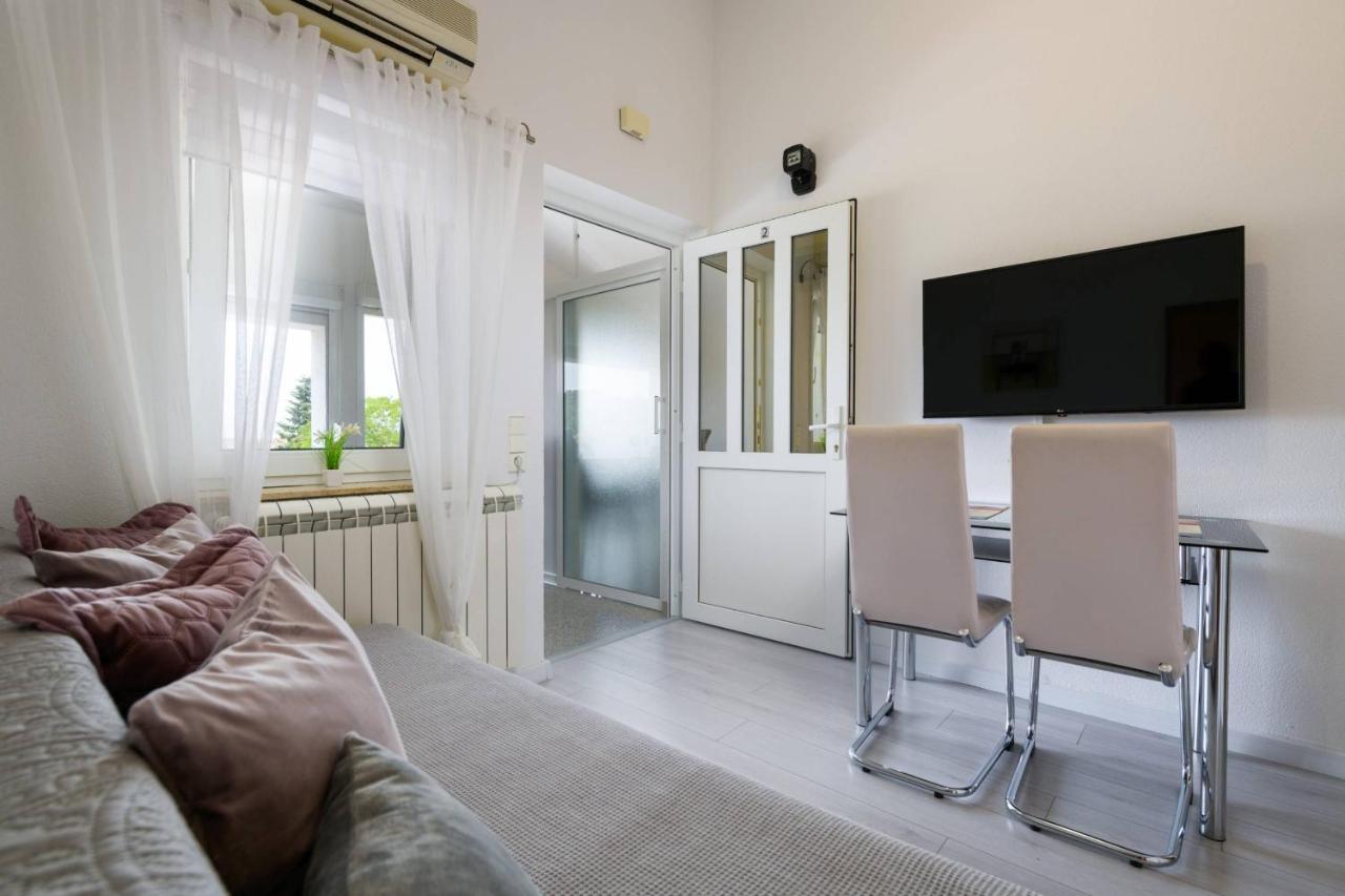 Apartments Somi Poreč Eksteriør bilde