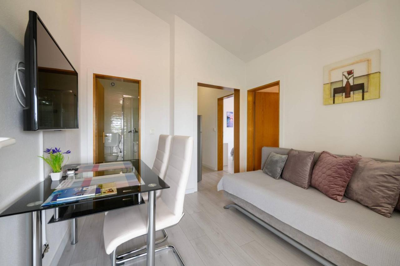 Apartments Somi Poreč Eksteriør bilde