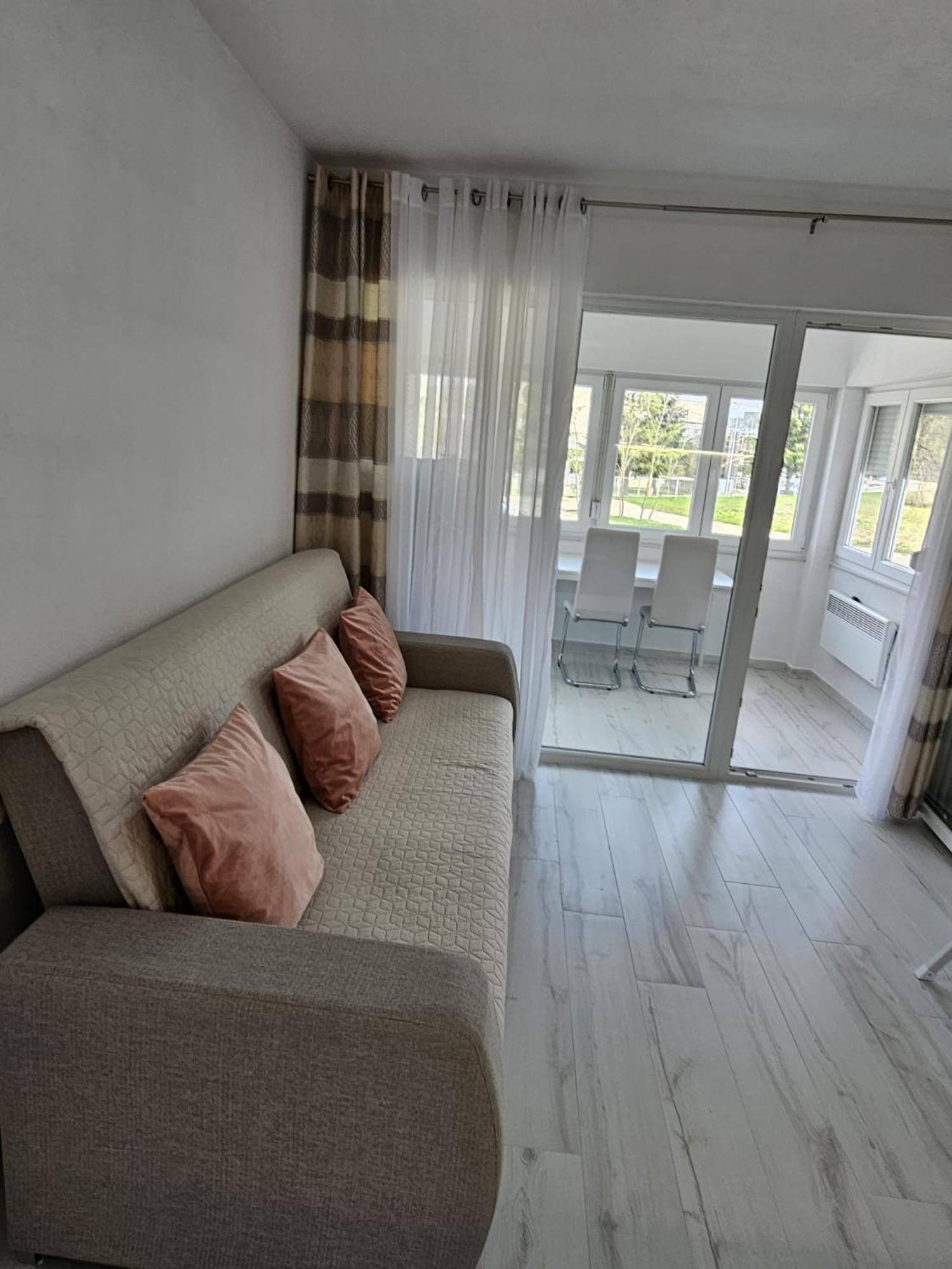 Apartments Somi Poreč Eksteriør bilde